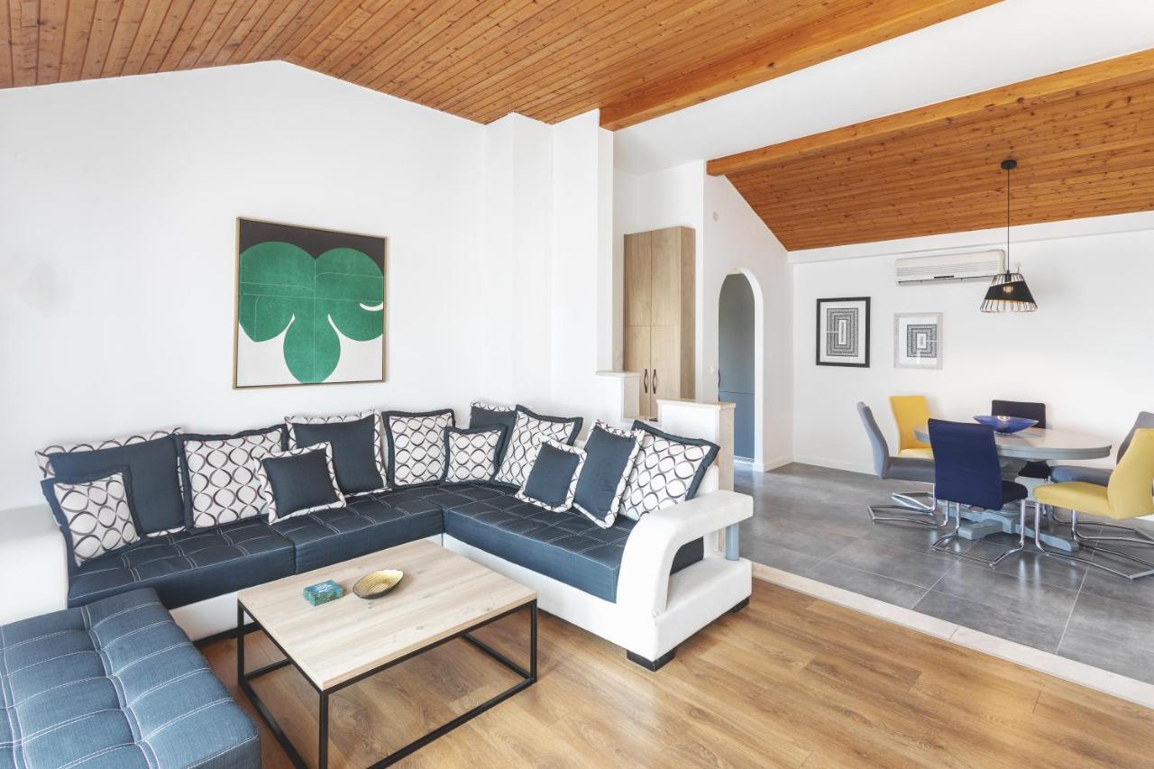 Center Apartment Golden Ray Бол Екстер'єр фото