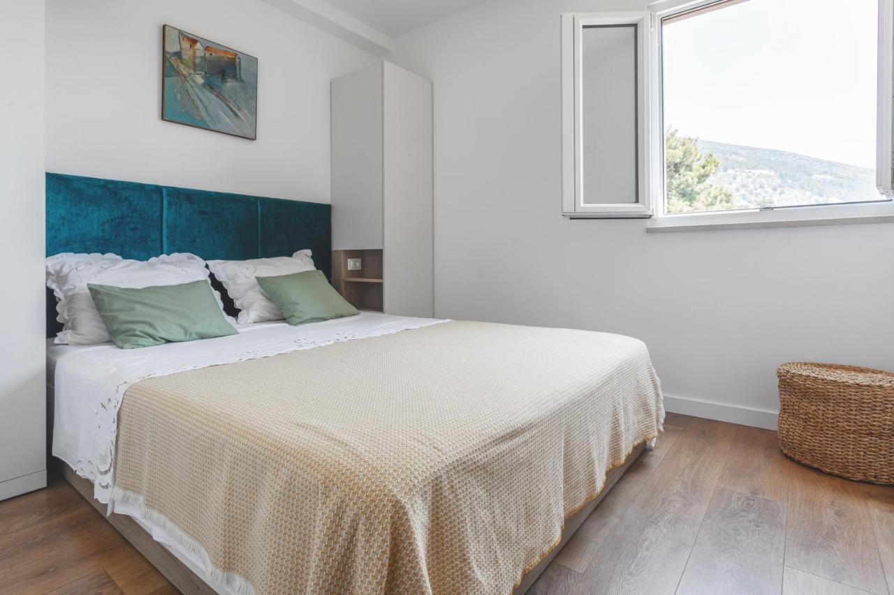 Center Apartment Golden Ray Бол Екстер'єр фото