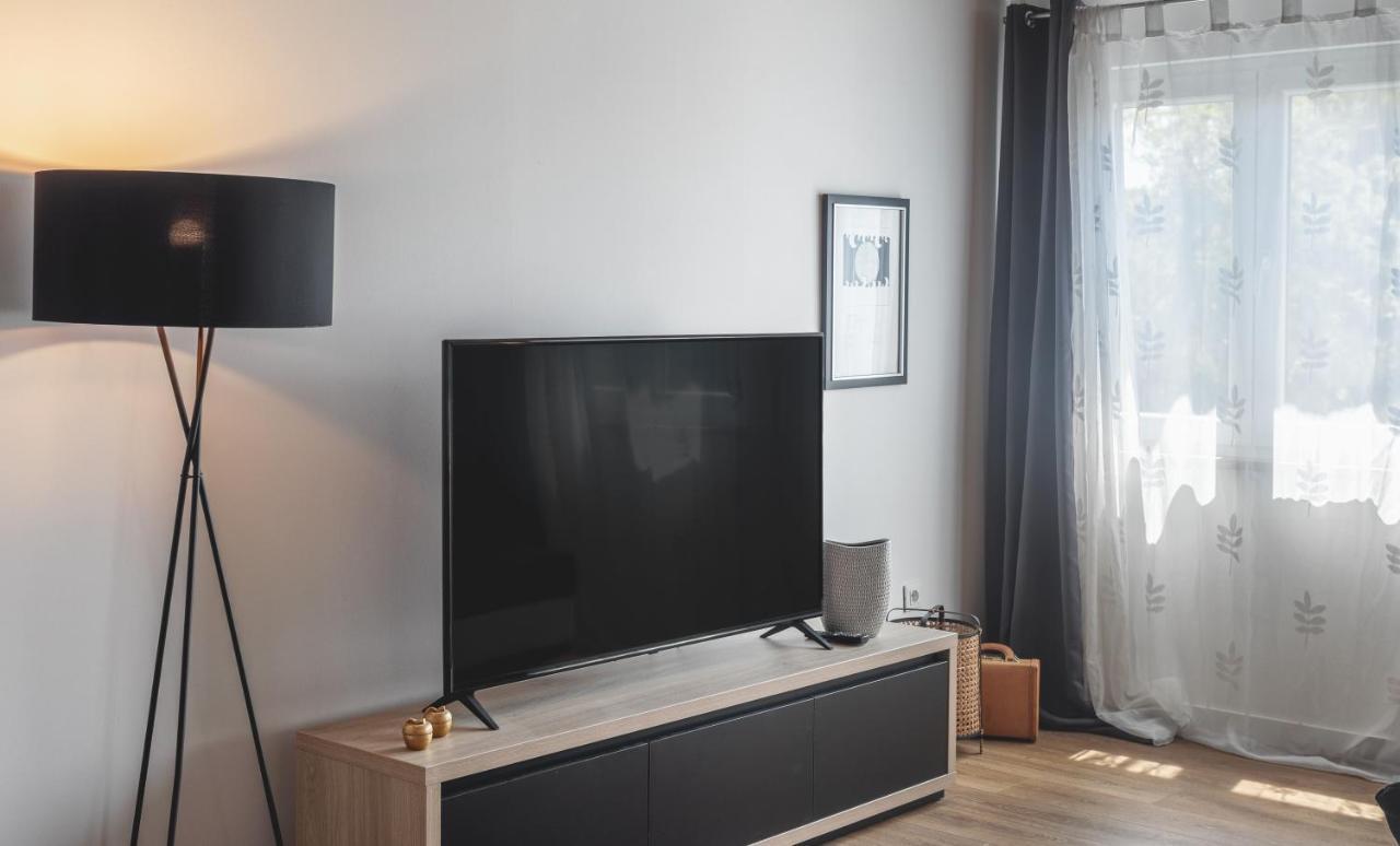 Center Apartment Golden Ray Бол Екстер'єр фото